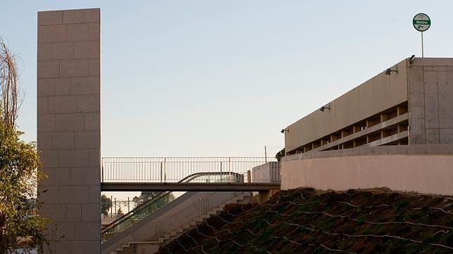 El Parque de la Música, con escaleras mecánicas y ascensor