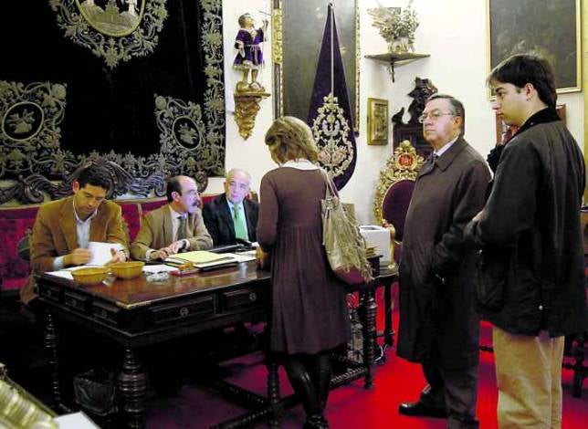 Las cofradías desgravarían el 100% de las cuotas si prospera una propuesta de CiU