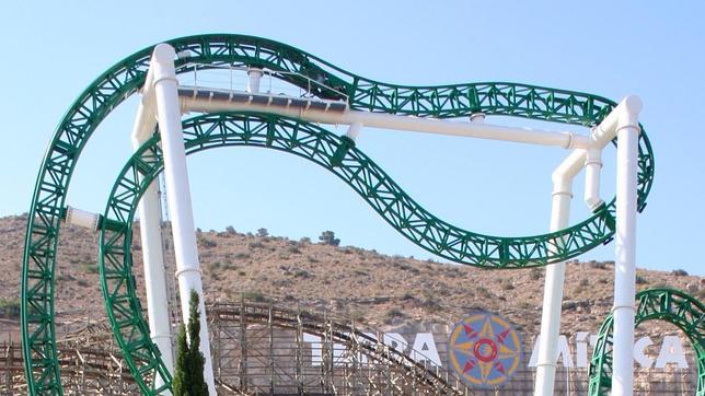 Terra Mítica mantiene su actividad y visitantes mientras «Inferno» sigue cerrada
