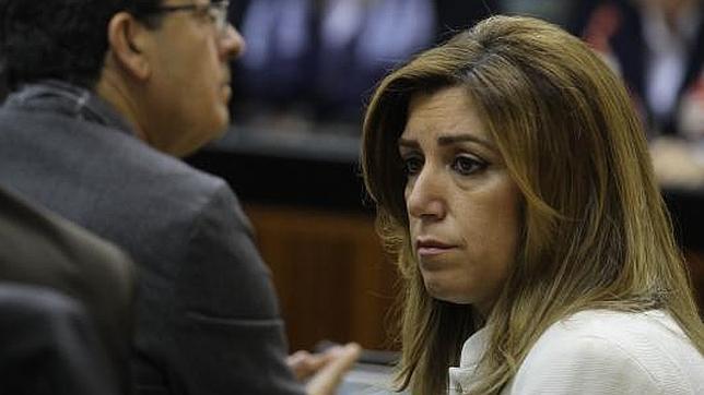 Susana Díaz y Diego Valderas en el último pleno de la IX Legislatura