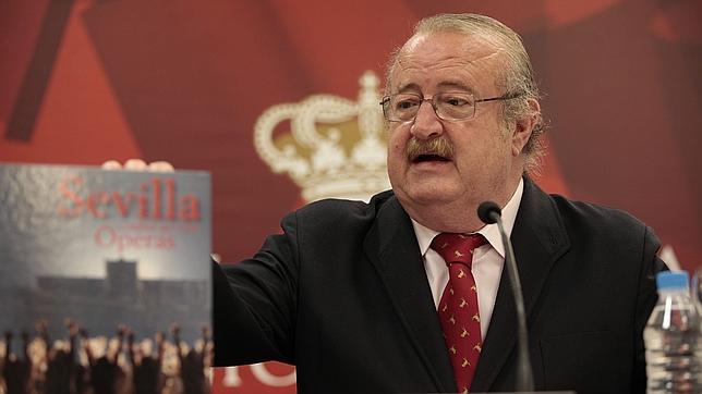 Ramón Serrera: «Sevilla no puede seguir viviendo del rebujito y de la primera en La Campana»