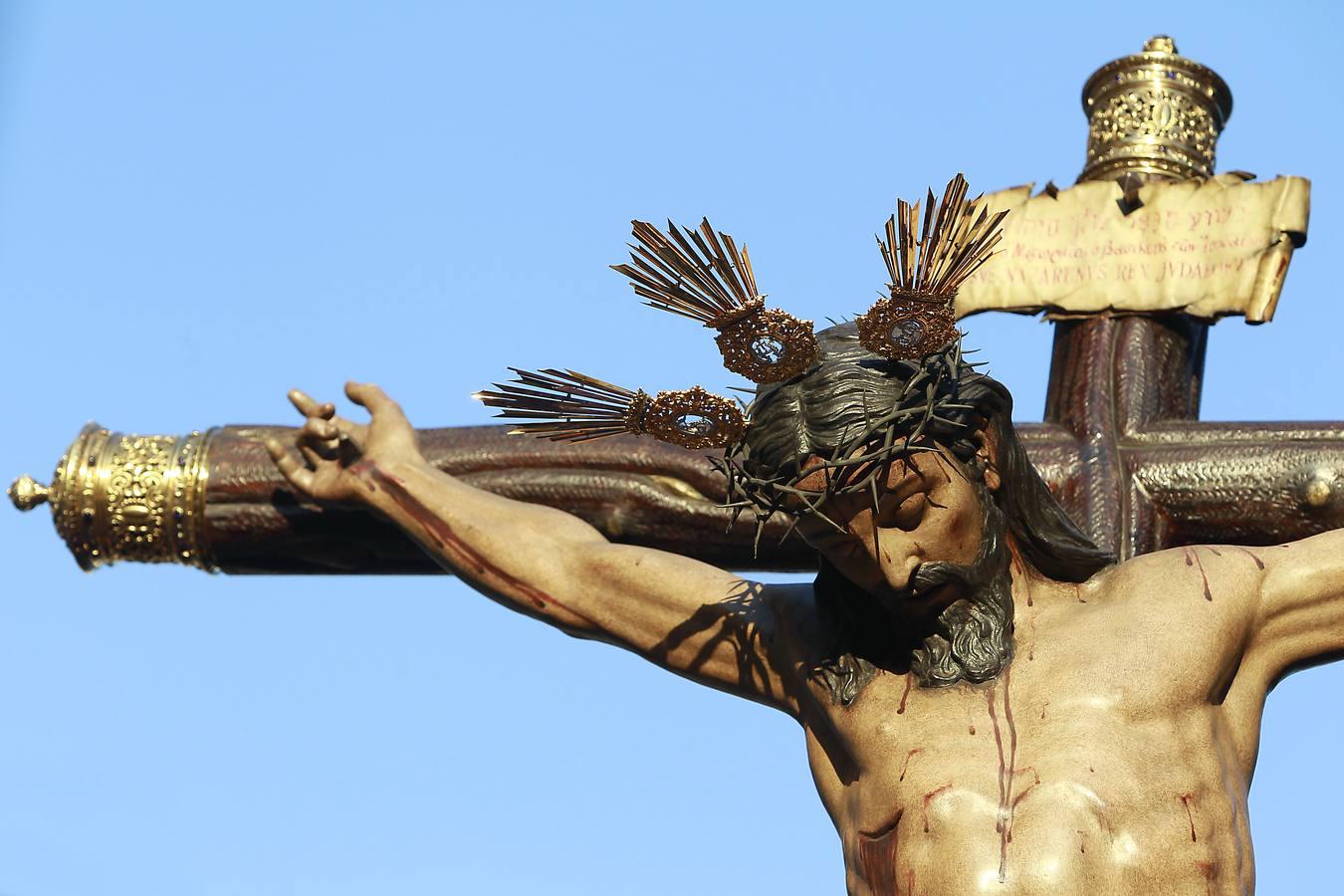 Las Fotos Del Cristo De Burgos El Miercoles Santo De La Semana Santa De Sevilla 2017