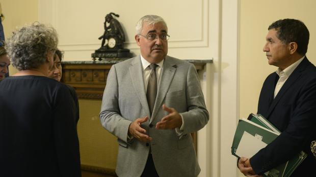El consejero Ramírez de Arellano durante su visita de este miércoles al Ministerio de Hacienda