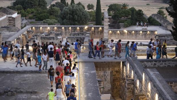 Visita nocturna a Medina Azahara en 2018