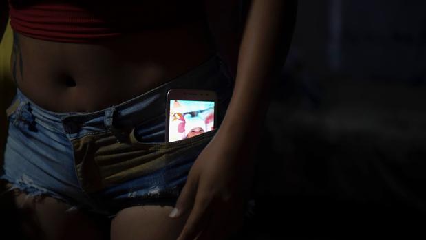 El agresor pidió a la víctima fotografías de índole sexual a cambio de no publicar las que ya tenía