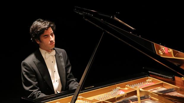 El pianista cordobés Pablo Amorós, durante un concierto