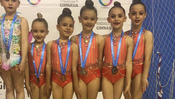 Las gimnastas del Liceo Córdoba que consiguió un bronce en Écija
