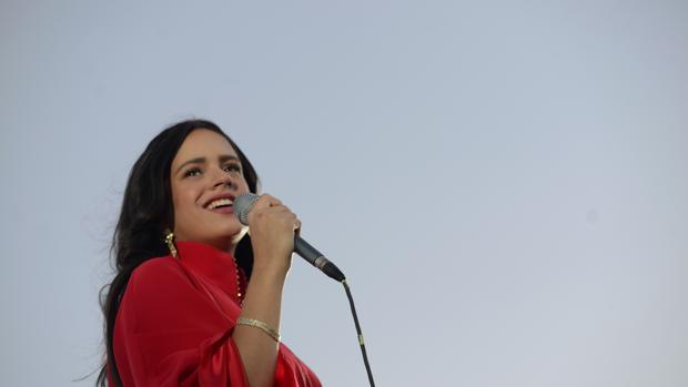 Rosalía durante un concierto en Madrid