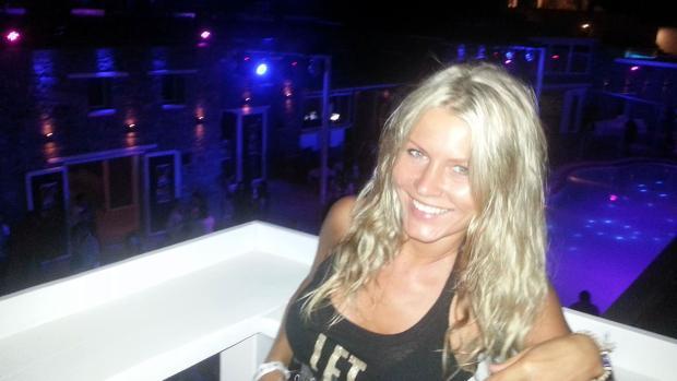 Agnese Klavina en una de las fiestas a las que asistió en Marbella