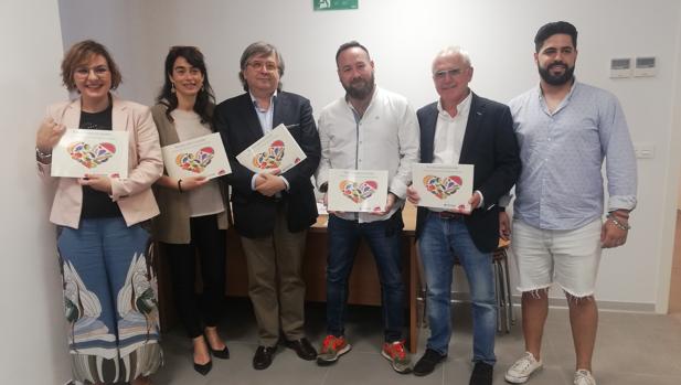 Miembros de la Fundación Juan Cruzado, representantes de Campofrío y chefs participantes del proyecto