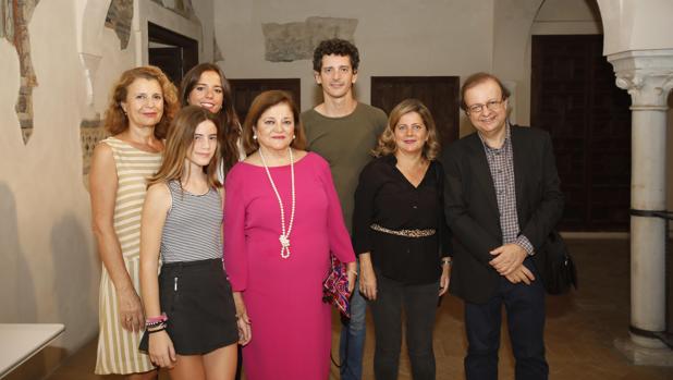 La familia de Manuel Ferrand asistió al coloquio en la Casa de los Poetas