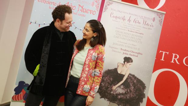John Axelrod y Teodora Gheorghiu protagonizan junto a la ROSS el «Concierto de año nuevo»