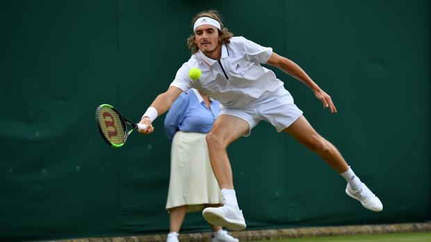Tsitsipas, durante su partido contra Dolandson
