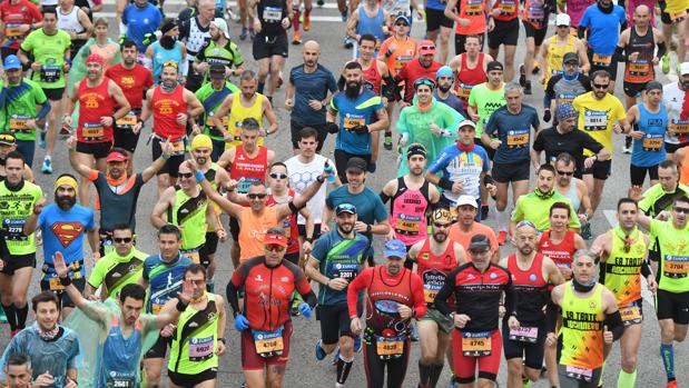 Corredores de la Zúrich Maraton de Sevilla 2018