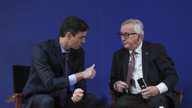La proyección de la Comisión para este año es ligeramente más pesimista que la del Gobierno, que es del 2,2%