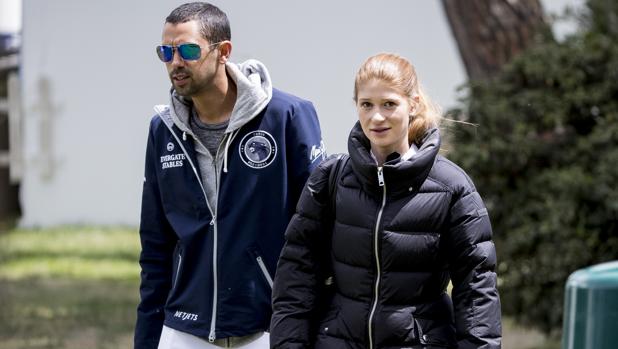 Jennifer Gates y su novio Nayel Nassar, ayer en el Club de Campo Villa de Madrid