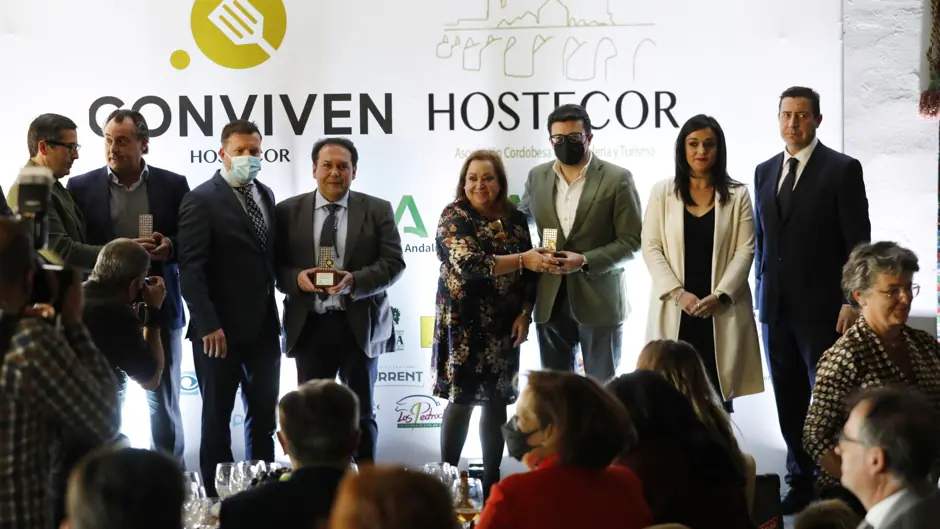 Los I Premios Conviven reconocen la labor de ABC Córdoba en apoyo de la hostelería