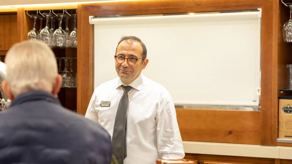 José Rodríguez Rodríguez (El Cairo): «Mi prioridad es que el cliente se sienta a gusto»