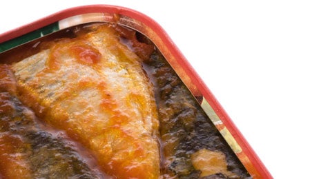 Tortilla de sardinas con tomate