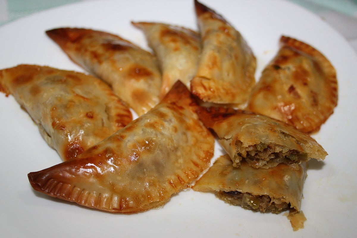 Empanada De Bacalao Y Pasas Arguiñano Empanadillas de bacalao y pasas - Gurmé