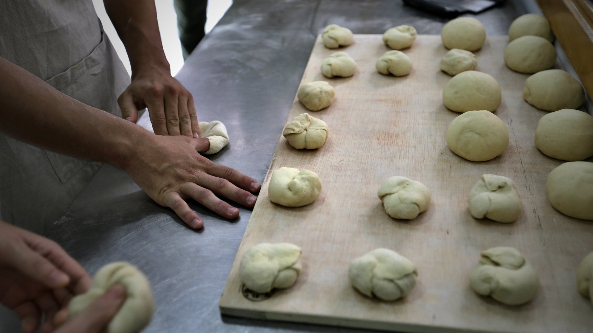 ¿Qué pan artesano consumimos en los restaurantes? Estos obradores tienen la respuesta