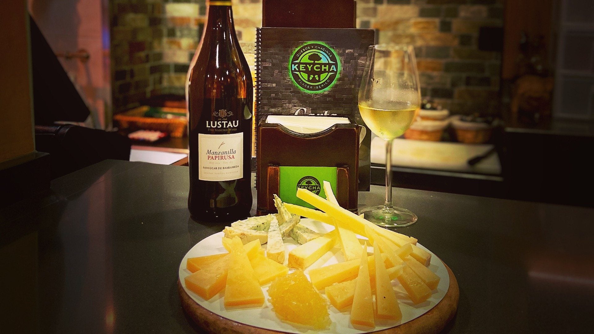 Tablas de queso "made in" casa todos los trucos para elaborarla y maridarla