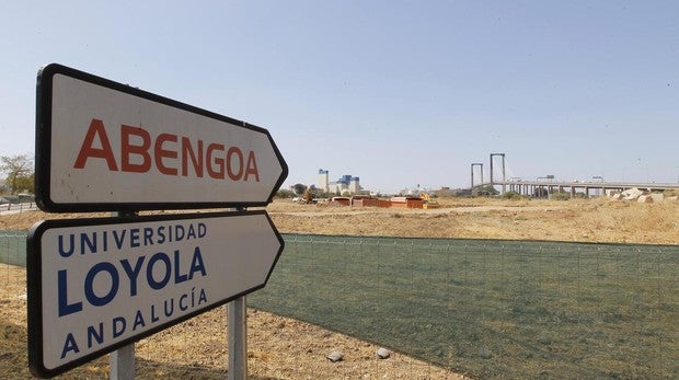 Indicadores a las sedes de Abengoa y la Universidad Loyola, donde iría la Ciudad de la Justicia