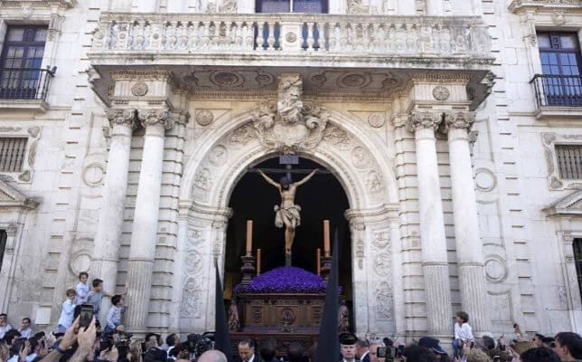 Hermandad De Los Estudiantes Semana Santa De Sevilla