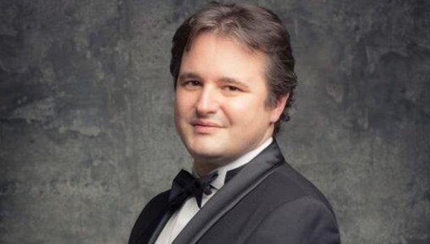 El pianista italiano Tomasso Cogato