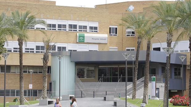 Fachada Hospital Virgen del Rocío