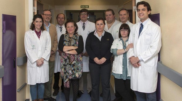 Profesionales de la Unidad de Cirugía Oral y Maxilofacial del hospital Virgen del Rocío que organizan el congreso