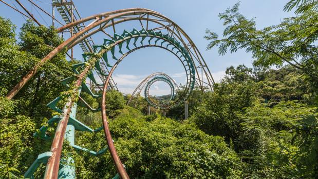 Una de las montañas rusas de Nara Dreamland